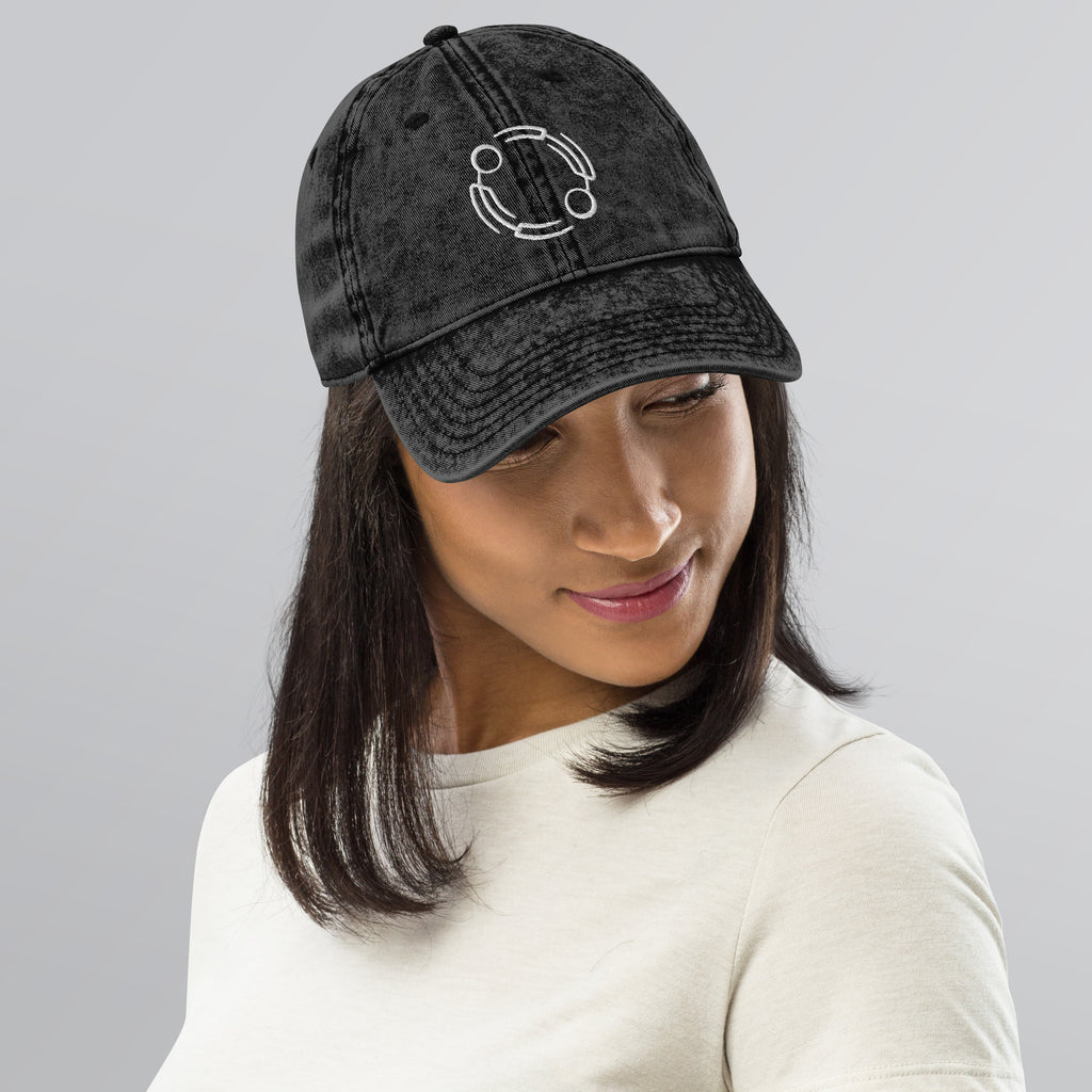 SOWASA vintage embroidered snapback cap - Black